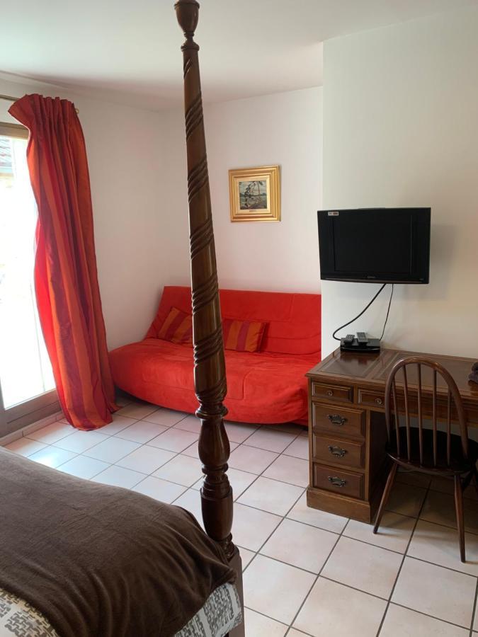 Le Saint-Hilaire Bed & Breakfast Екстериор снимка