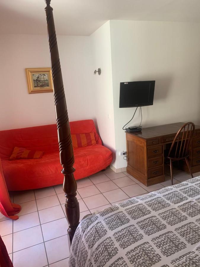 Le Saint-Hilaire Bed & Breakfast Екстериор снимка